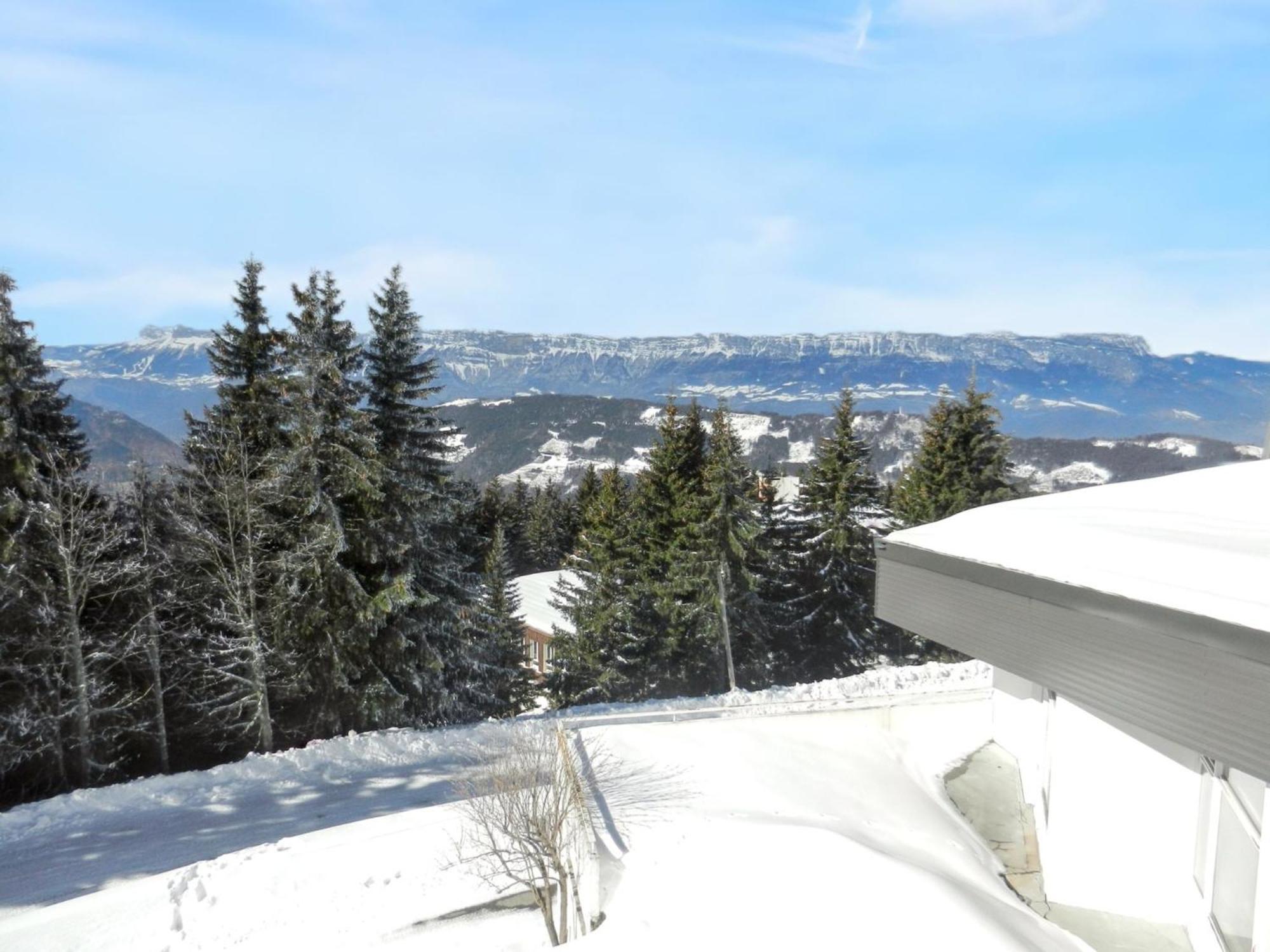 Appartement Charmant A Allevard Vue Montagne Piscine Partagee Exterior foto